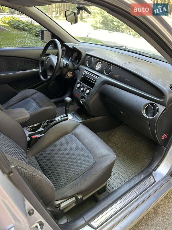 Внедорожник / Кроссовер Mitsubishi Outlander 2008 в Киеве