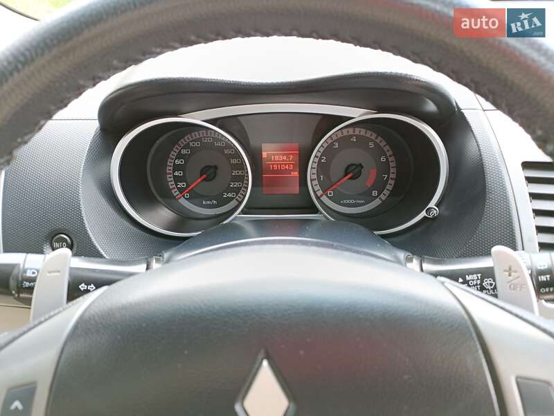 Позашляховик / Кросовер Mitsubishi Outlander 2007 в Вінниці