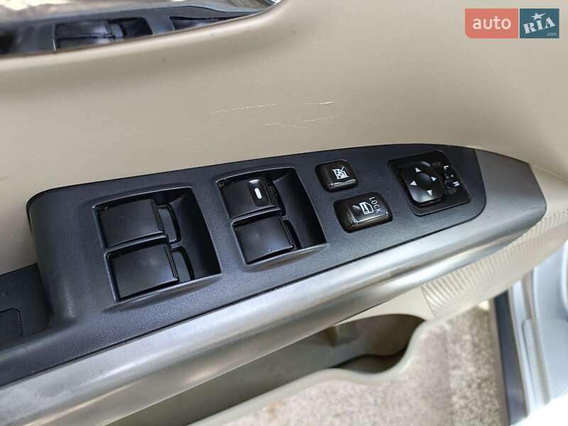 Позашляховик / Кросовер Mitsubishi Outlander 2007 в Вінниці