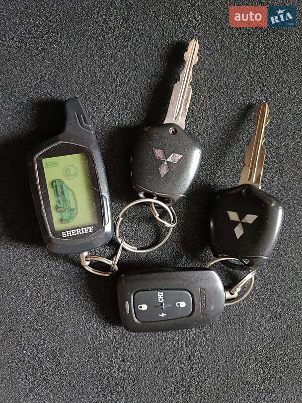 Позашляховик / Кросовер Mitsubishi Outlander 2007 в Вінниці