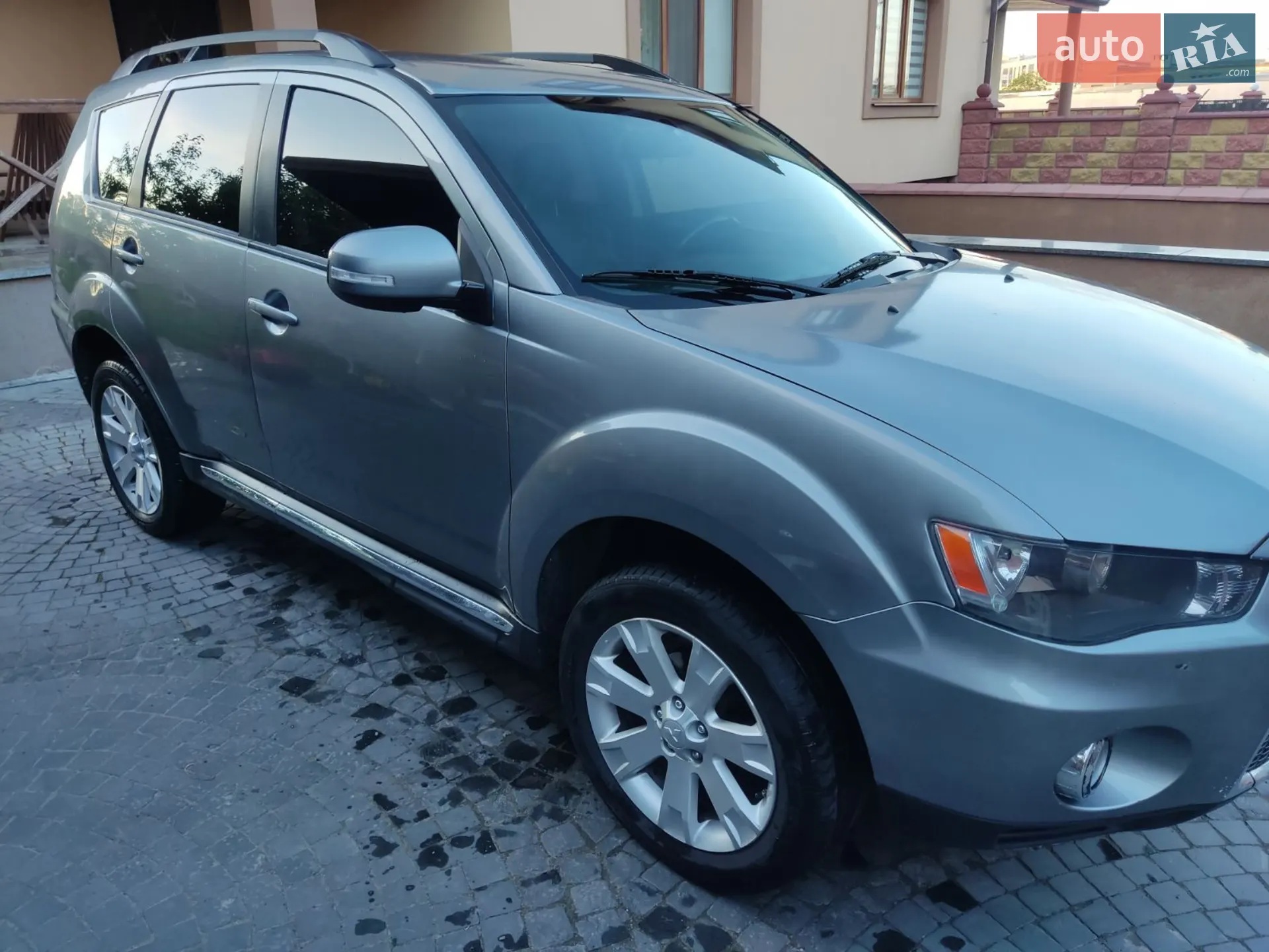 2012 Mitsubishi Outlander - мініатюра 2