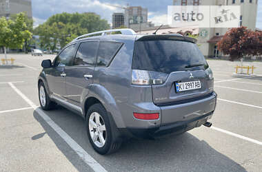 Внедорожник / Кроссовер Mitsubishi Outlander 2008 в Броварах