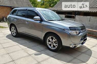 Mitsubishi Outlander 2013