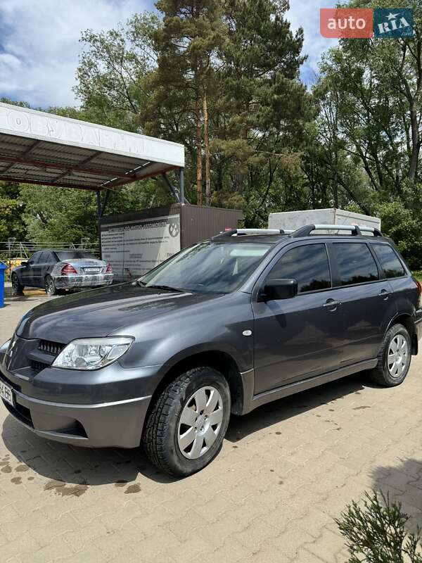 Внедорожник / Кроссовер Mitsubishi Outlander 2008 в Черновцах