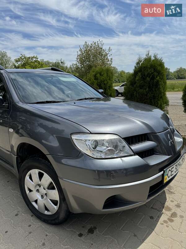 Внедорожник / Кроссовер Mitsubishi Outlander 2008 в Черновцах