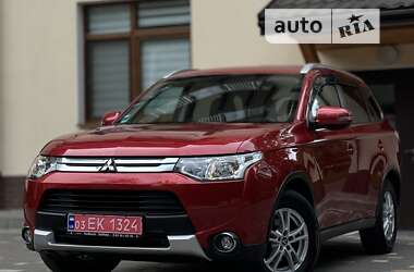 Mitsubishi Outlander 2015