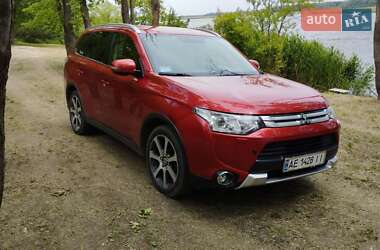 Mitsubishi Outlander 2014