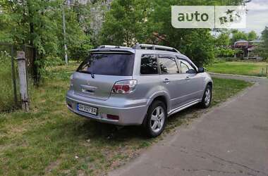 Позашляховик / Кросовер Mitsubishi Outlander 2007 в Києві