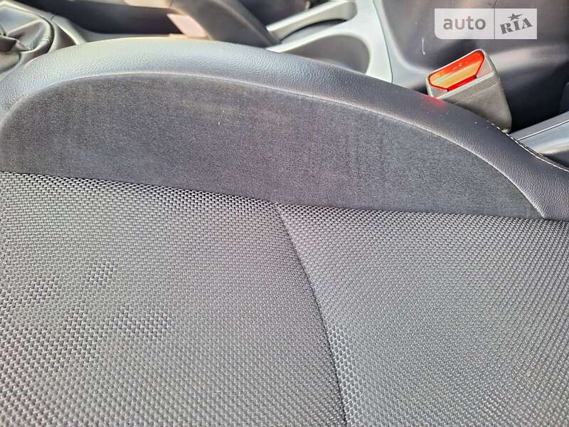 Позашляховик / Кросовер Mitsubishi Outlander 2012 в Стрию