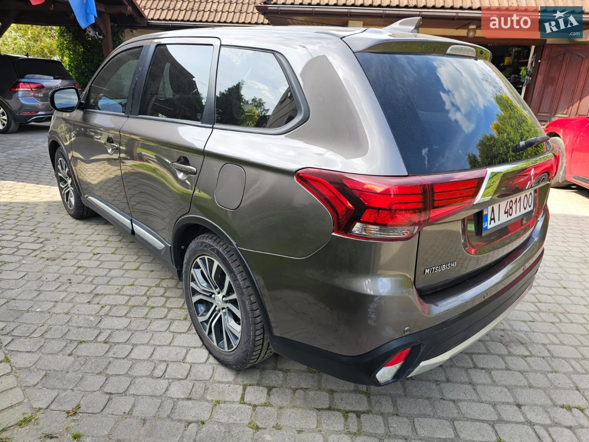 2018 Mitsubishi Outlander - мініатюра 2