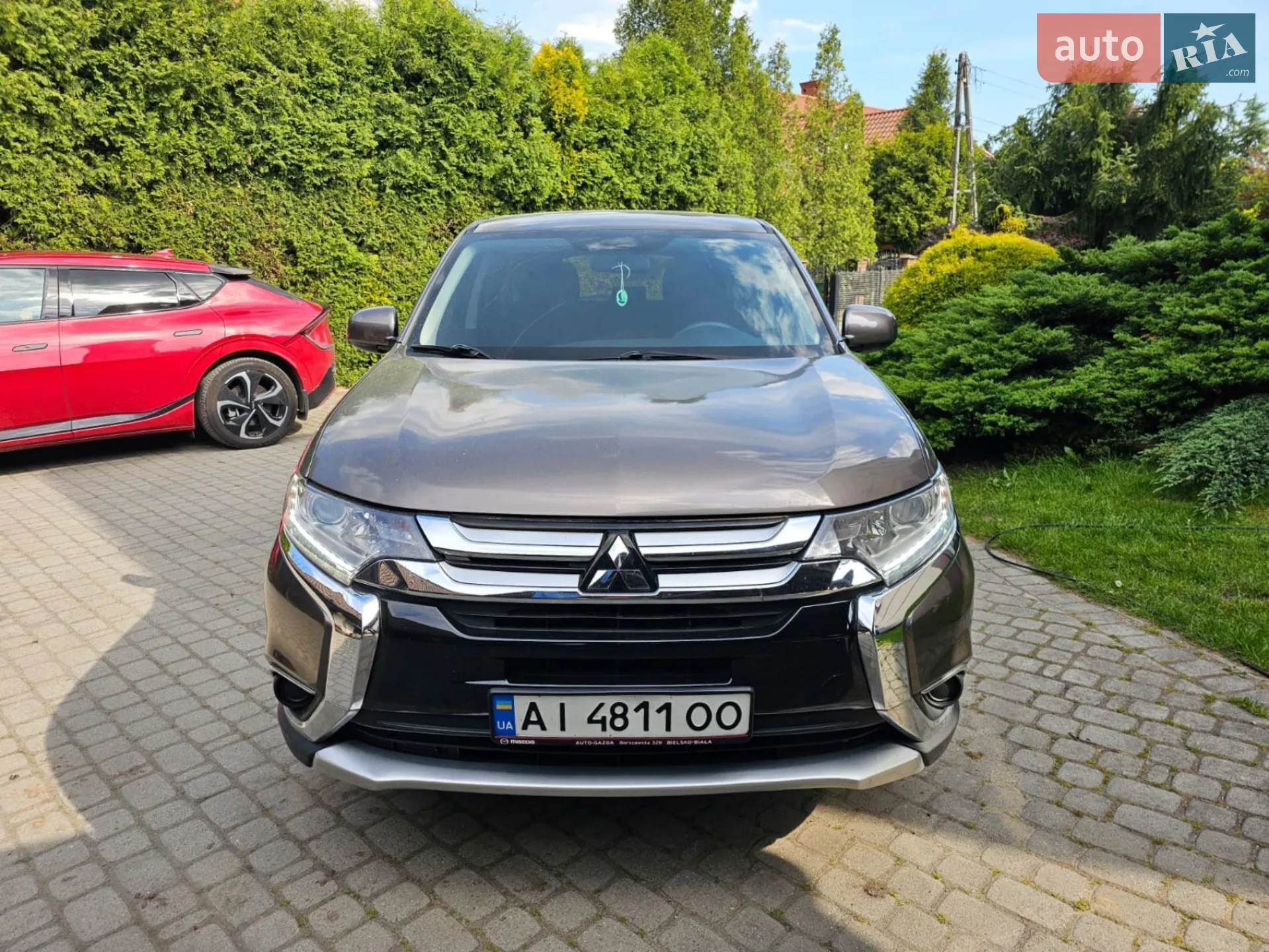 2018 Mitsubishi Outlander - фото 1