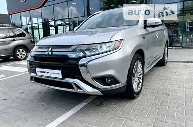 Позашляховик / Кросовер Mitsubishi Outlander 2019 в Одесі