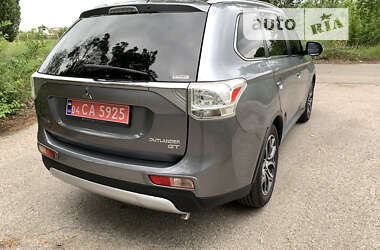 Позашляховик / Кросовер Mitsubishi Outlander 2014 в Харкові