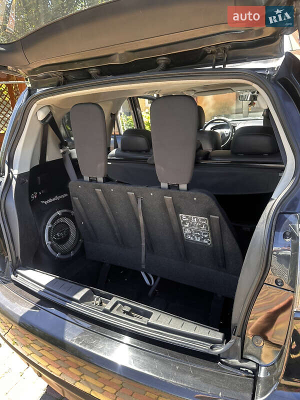 Позашляховик / Кросовер Mitsubishi Outlander 2010 в Чернівцях