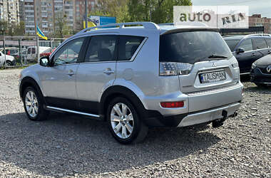 Внедорожник / Кроссовер Mitsubishi Outlander 2011 в Ровно