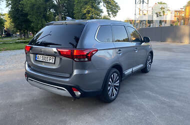 Позашляховик / Кросовер Mitsubishi Outlander 2020 в Білій Церкві