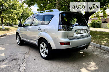 Внедорожник / Кроссовер Mitsubishi Outlander 2007 в Харькове