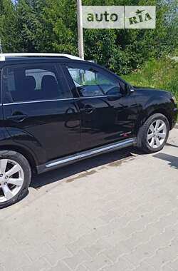 Позашляховик / Кросовер Mitsubishi Outlander 2009 в Самборі