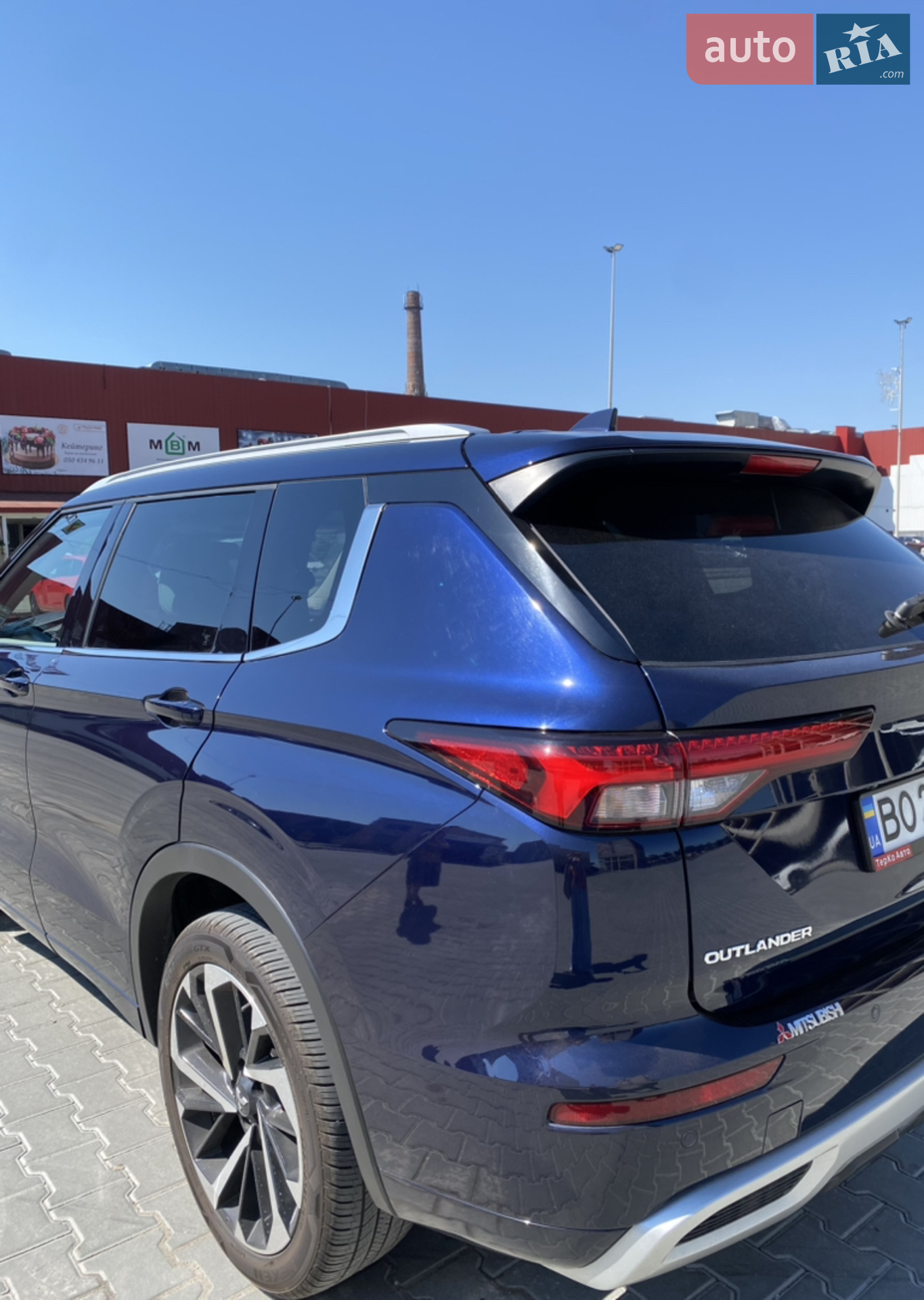 2022 Mitsubishi Outlander - мініатюра 8