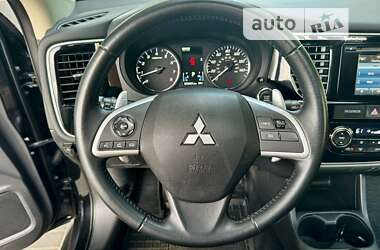Внедорожник / Кроссовер Mitsubishi Outlander 2013 в Днепре