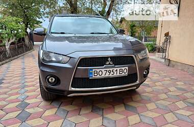 Mitsubishi Outlander 2010