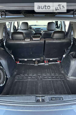 Внедорожник / Кроссовер Mitsubishi Outlander 2011 в 