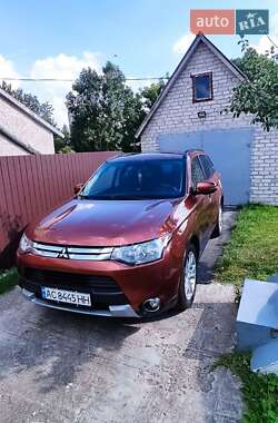 Mitsubishi Outlander 2014