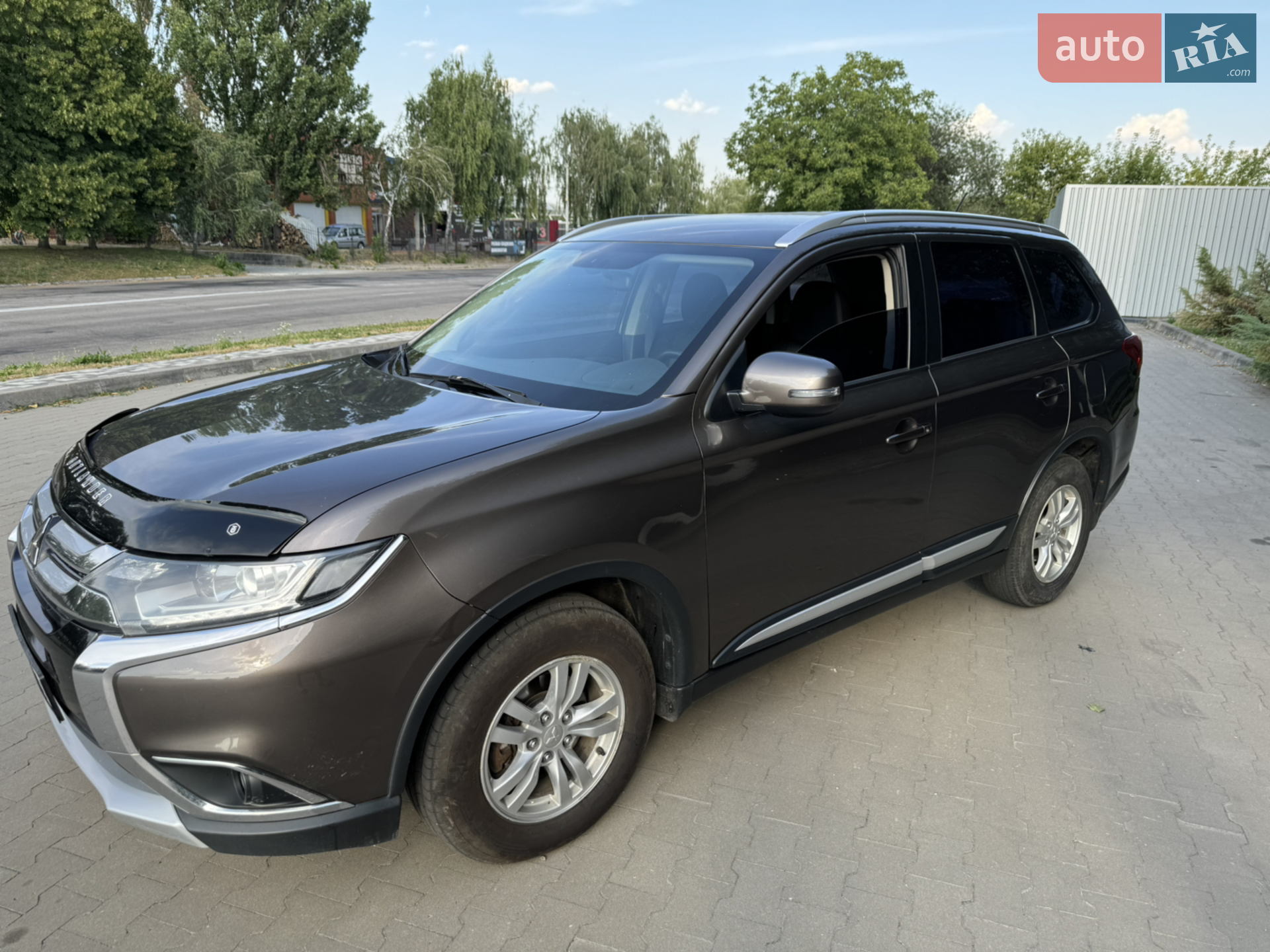 2016 Mitsubishi Outlander - мініатюра 15