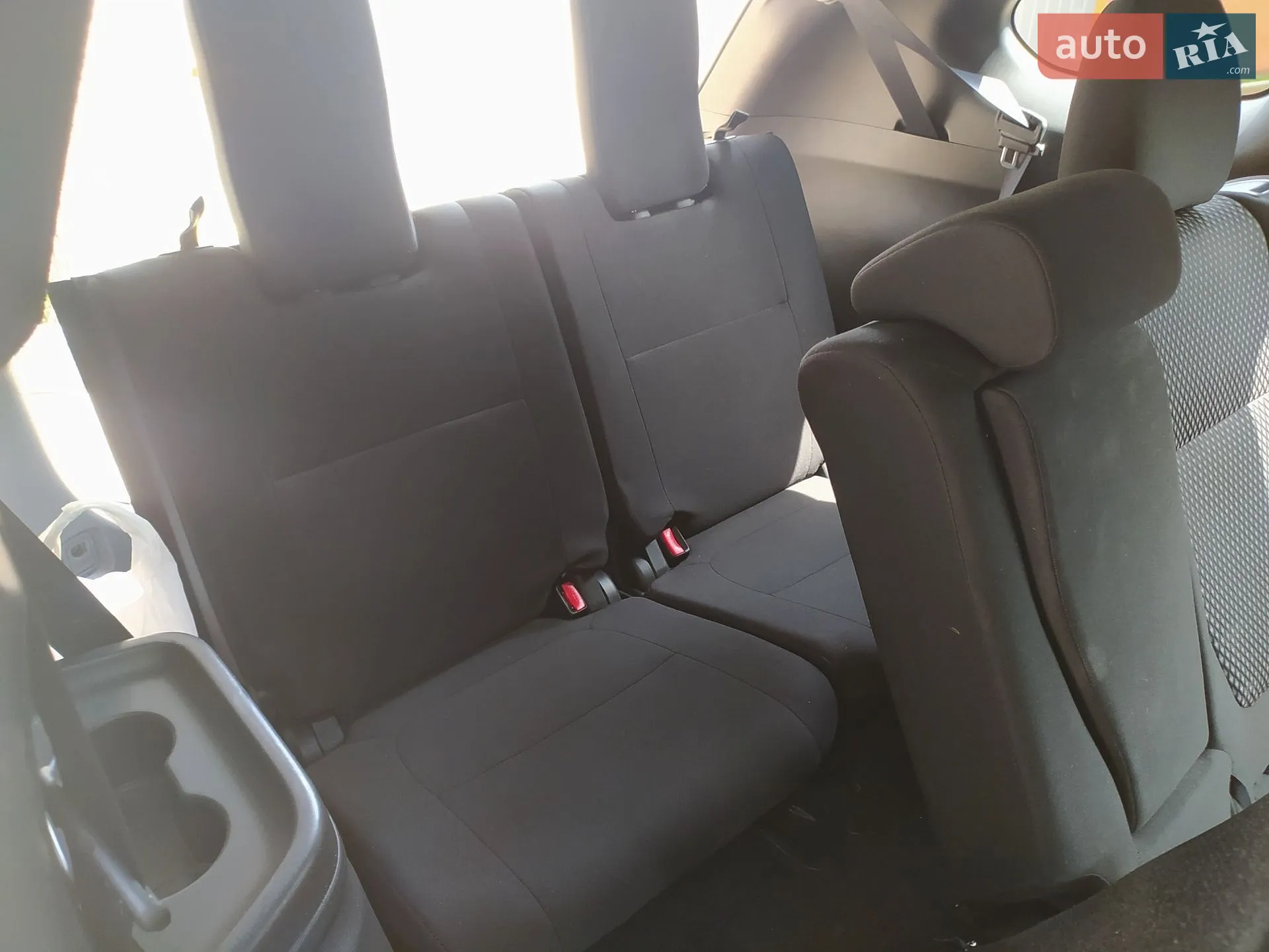 2017 Mitsubishi Outlander - мініатюра 17