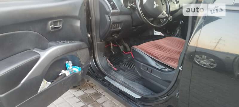 Позашляховик / Кросовер Mitsubishi Outlander 2007 в Вінниці