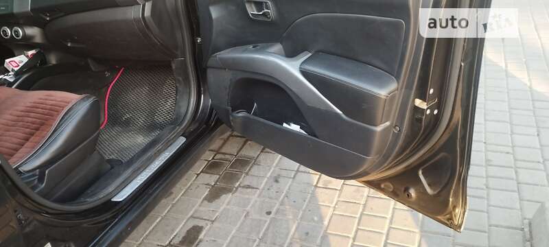 Позашляховик / Кросовер Mitsubishi Outlander 2007 в Вінниці