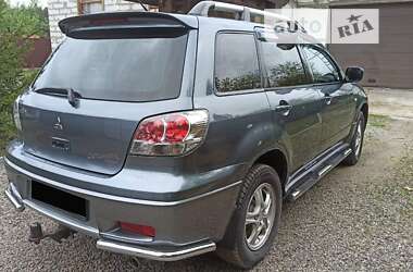 Позашляховик / Кросовер Mitsubishi Outlander 2003 в Сумах