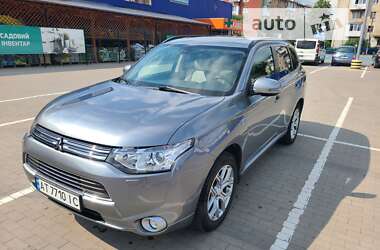 Mitsubishi Outlander 2014