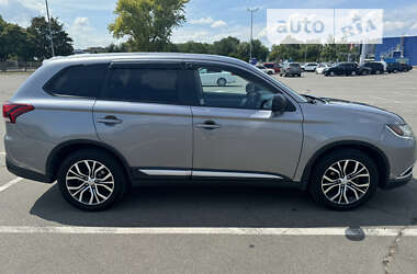 Mitsubishi Outlander 2018