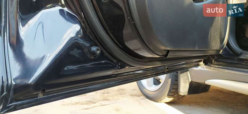 Внедорожник / Кроссовер Mitsubishi Outlander 2005 в Березовке фото 18 Внедорожник / Кроссовер Mitsubishi Outlander 2005 в Березовке