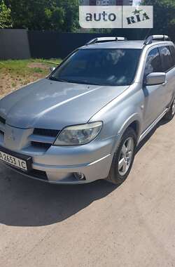 Позашляховик / Кросовер Mitsubishi Outlander 2007 в Києві