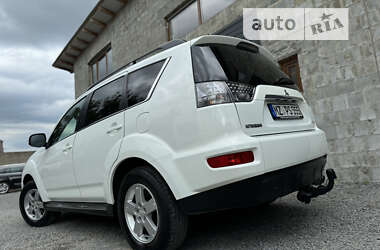 Внедорожник / Кроссовер Mitsubishi Outlander 2011 в Дубно