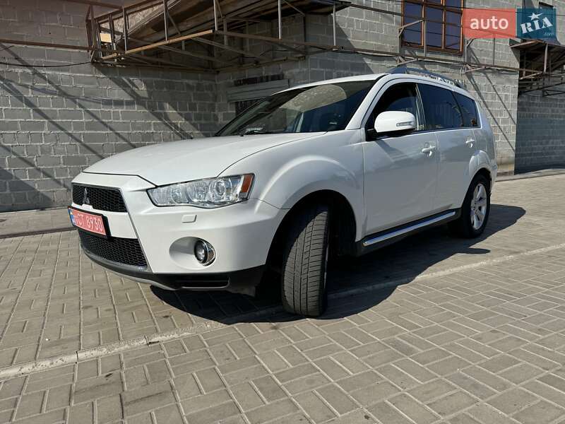 Позашляховик / Кросовер Mitsubishi Outlander 2010 в Дніпрі