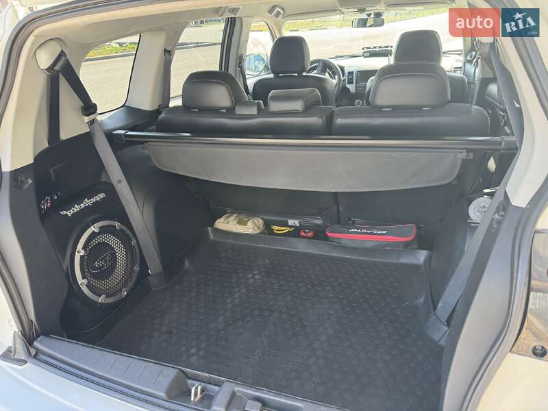 Позашляховик / Кросовер Mitsubishi Outlander 2010 в Дніпрі