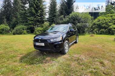 Позашляховик / Кросовер Mitsubishi Outlander 2010 в Луцьку