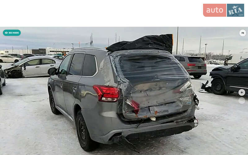 Внедорожник / Кроссовер Mitsubishi Outlander 2018 в Ивано-Франковске