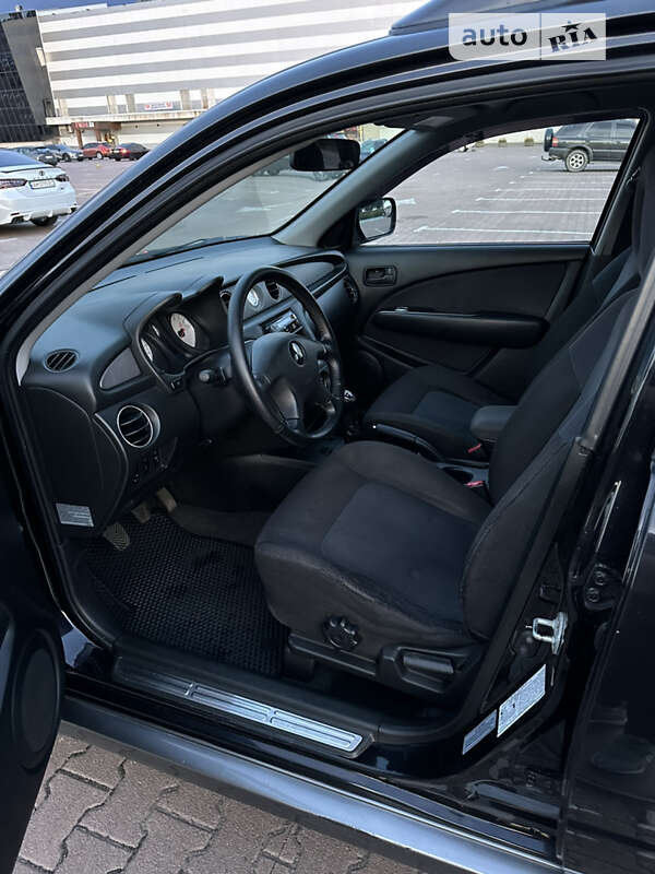 Внедорожник / Кроссовер Mitsubishi Outlander 2005 в Житомире