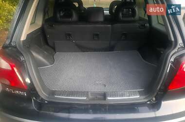 Внедорожник / Кроссовер Mitsubishi Outlander 2006 в 