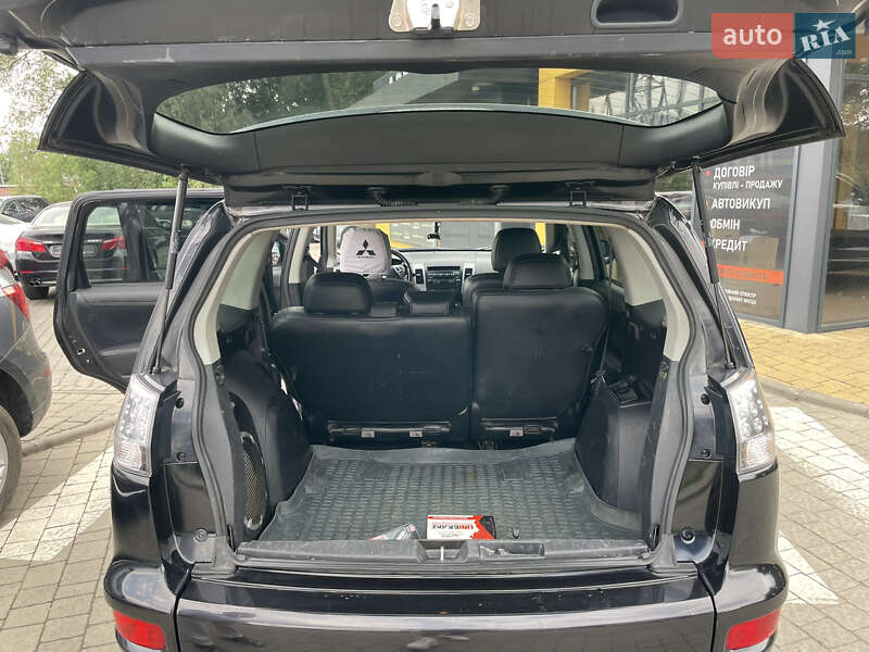 Позашляховик / Кросовер Mitsubishi Outlander 2010 в Львові