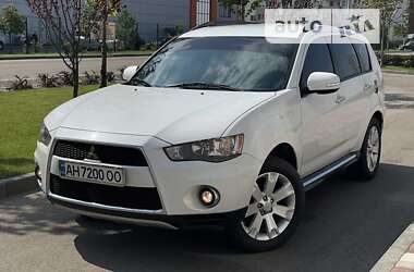 Внедорожник / Кроссовер Mitsubishi Outlander 2010 в Днепре