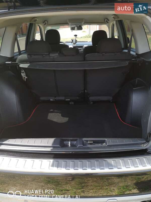 Позашляховик / Кросовер Mitsubishi Outlander 2011 в Одесі