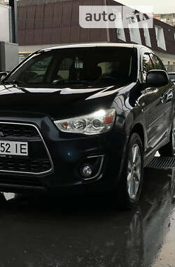 Внедорожник / Кроссовер Mitsubishi Outlander 2014 в Черкассах