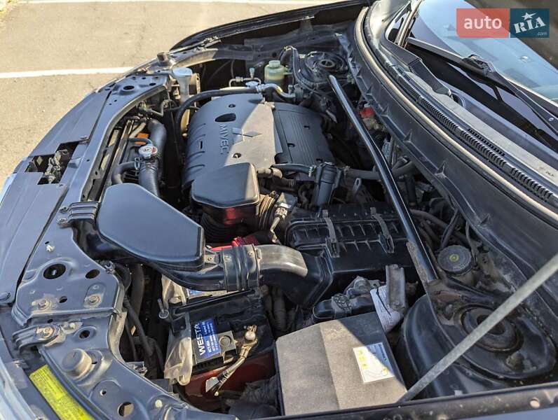 Внедорожник / Кроссовер Mitsubishi Outlander 2007 в Конотопе