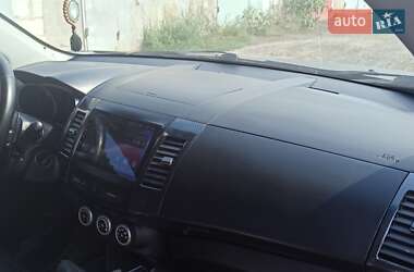Позашляховик / Кросовер Mitsubishi Outlander 2007 в 
