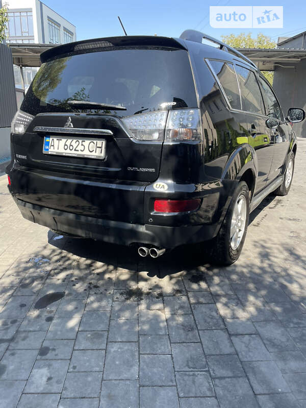 Позашляховик / Кросовер Mitsubishi Outlander 2012 в Івано-Франківську